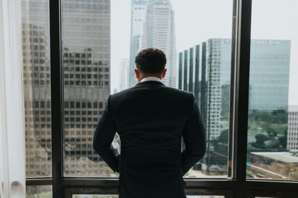 5 Money Moves to Survive a Shaky Job Market thumbnail